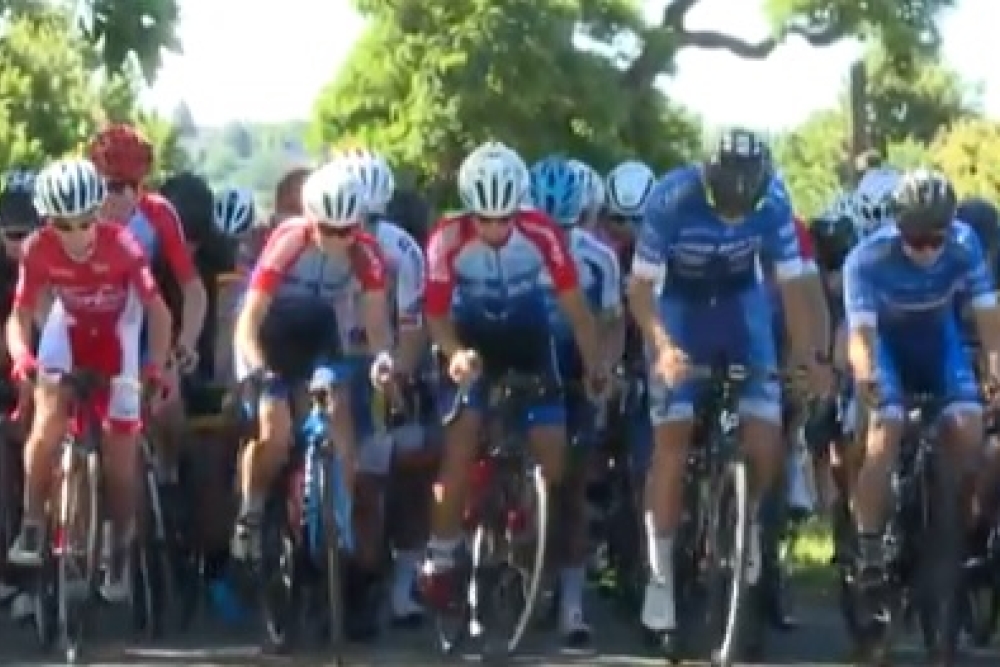  Závody na Zavadilce přilákaly stovky cyklistů