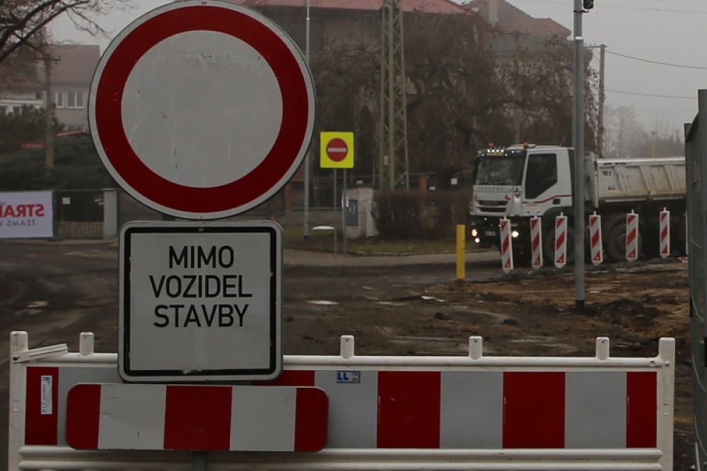  Výstavba a&nbsp;rekonstrukce letos omezí dopravu v&nbsp;celé Roudnici nad Labem